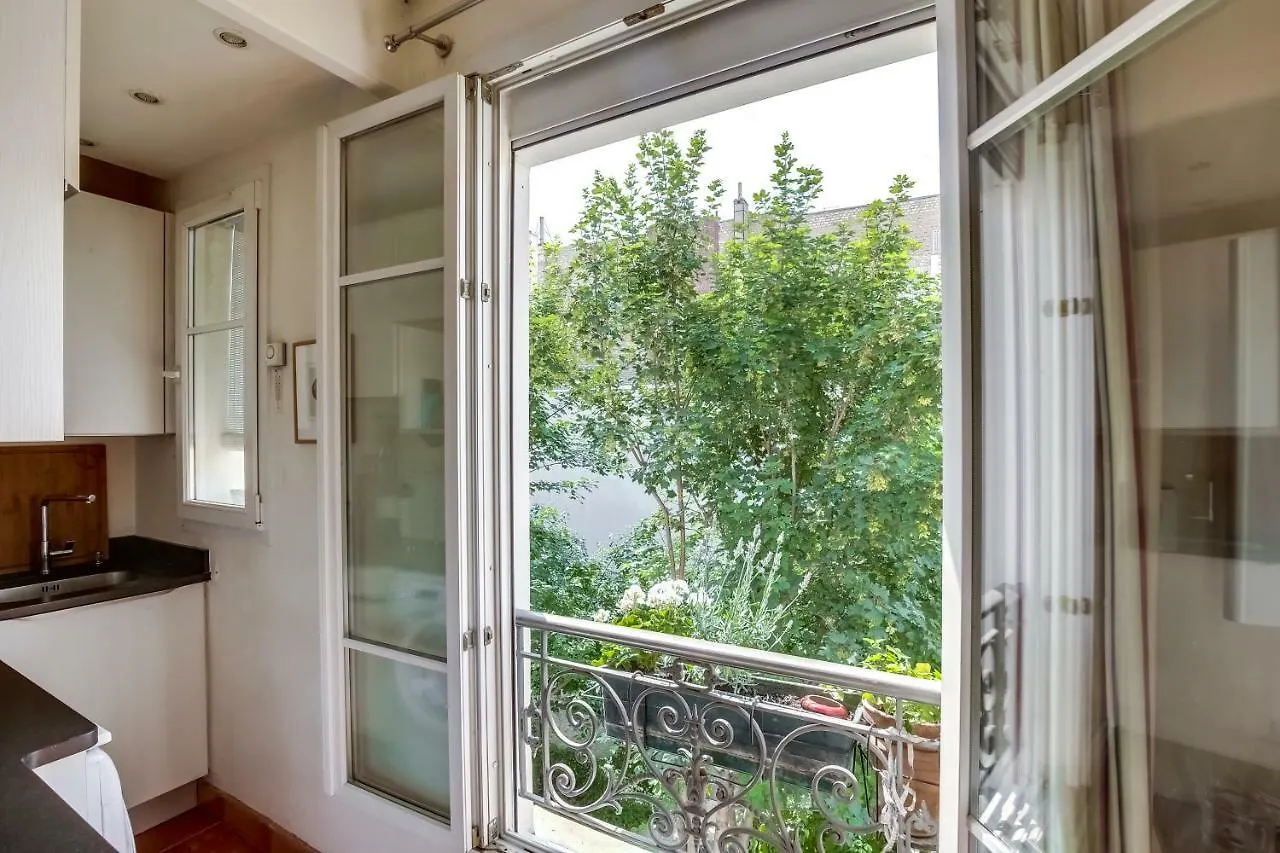 Apartment Tour Eiffel By Weekome